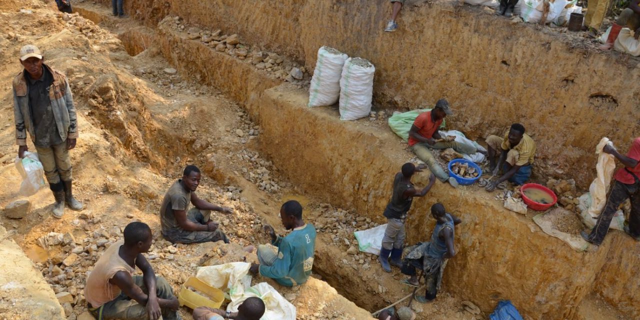 Une intervention d’urgence s’impose auprès des communautés d’exploitation minière artisanale et à petite échelle et des chaînes d’approvisionnement