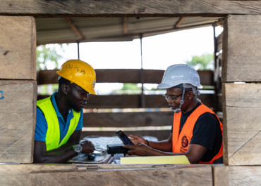 Comment des outils numériques aident les négociants d’or et le secteur de l’extraction aurifère à prouver le caractère responsable des chaînes d’approvisionnement 